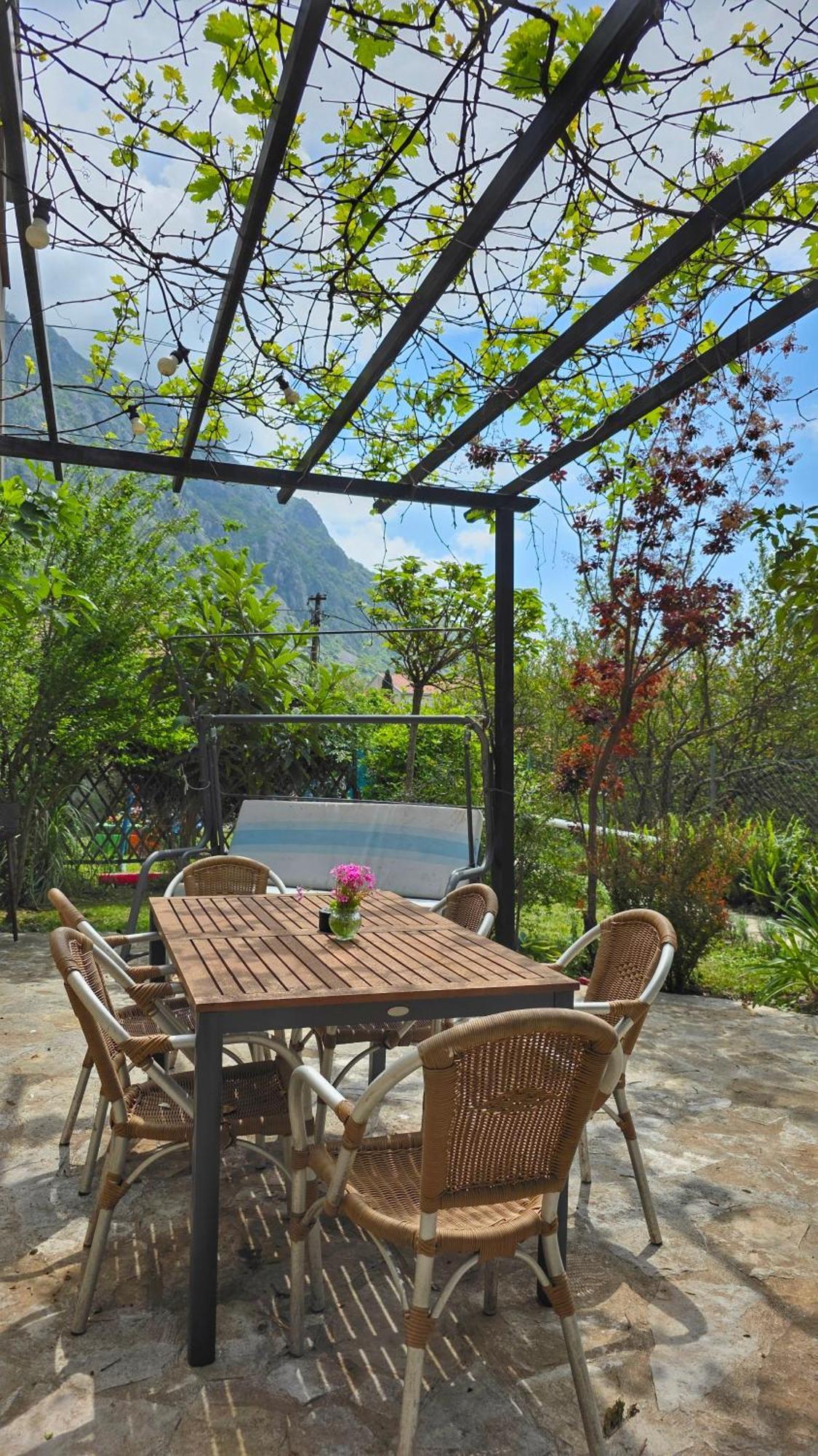 Apartment Mint&Rose Risan Esterno foto